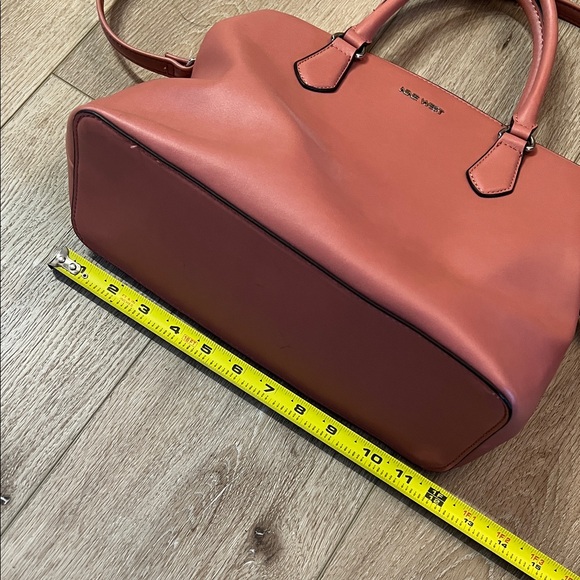 Nine West ~ Pink Satchel/Crossbody handbag in great condition - Picture 4 of 11